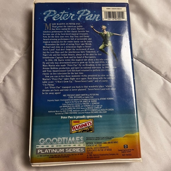 Peter Pan 1990 starring Mary Martin Clamshell VHS Tape 30th Anniversary Edition - Picture 2 of 3